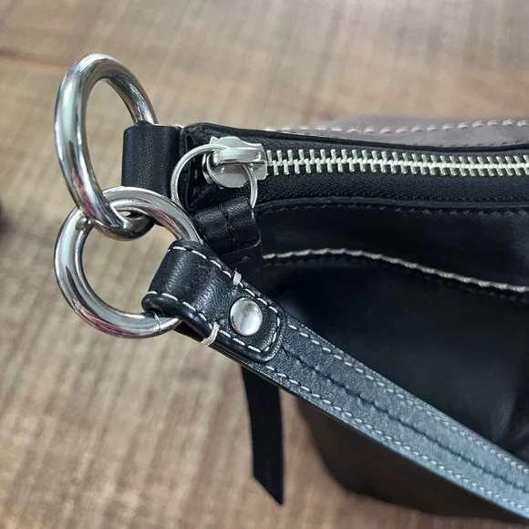 Coach Black Leather Bag F13764 - Picture 4 of 16